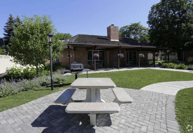 Apartments The Colony Apartments and Townhomes Richfield, MN